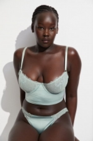 Unwattiertes Bralette aus Spitze CHF 15.95