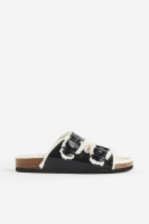 Pantoffeln mit Teddyfutter CHF 24.95