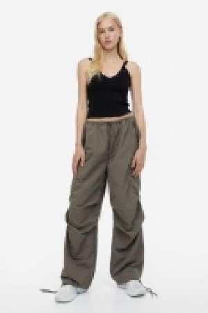 Fallschirmhose aus Nylon