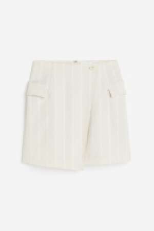 HM  Textured-weave wrap skirt