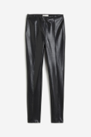 Beschichtete Leggings mit Bügelfalten CHF 34.95