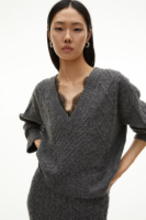 Pullover mit Zopfmuster