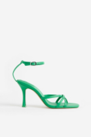 Ledersandalen mit Absatz CHF 47.95