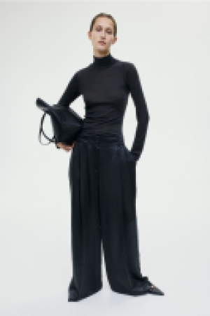 Shirt mit Turtleneck CHF 19.95