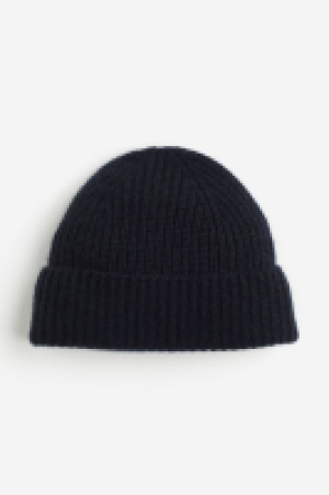 Gerippte Kaschmirmütze CHF 49.95