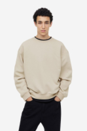Sweatshirt in Loose Fit CHF 17.95