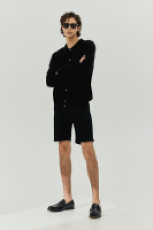 Shorts aus Baumwolltwill Slim Fit CHF 18.95