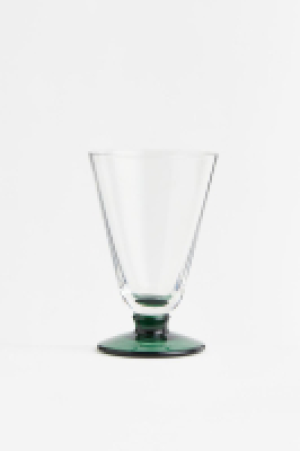HM  Glas mit Fuss