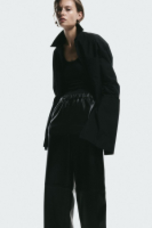 Beschichtete Hose