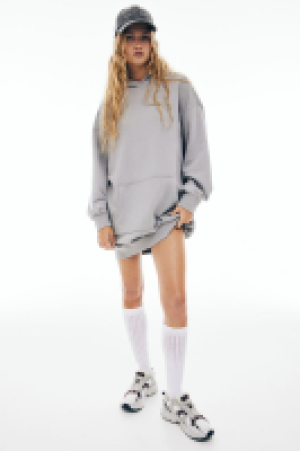 Sweatkleid mit Kapuze CHF 20.95