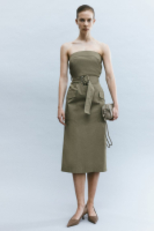 Bandeau-Kleid mit Gürtel