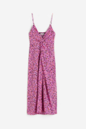 Kleid mit V-Ausschnitt