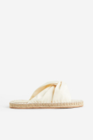 Pantoletten-Espadrilles mit Twistdetail
