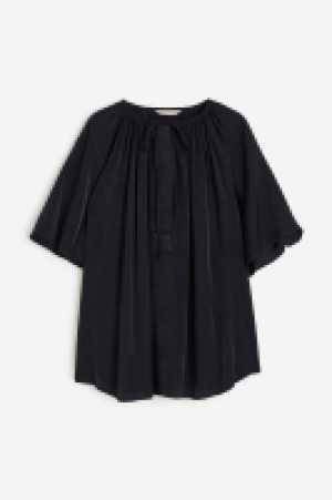 HM  Bluse in Oversize-Passform
