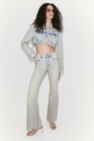 Flared High Jeans CHF 18.95