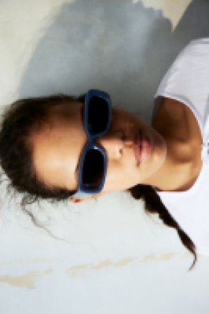 Rechteckige Sonnenbrille CHF 4.95