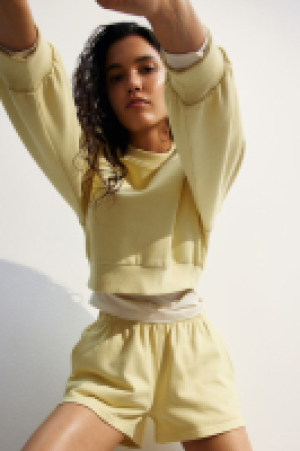 HM  Cropped Sweatshirt
