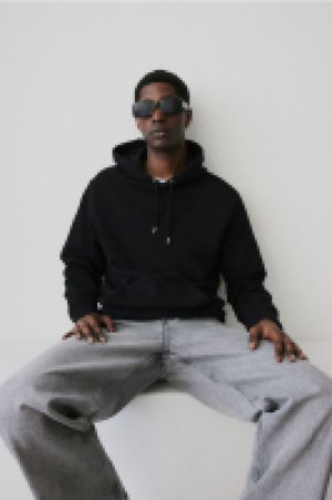 HM  Hoodie in Regular Fit
