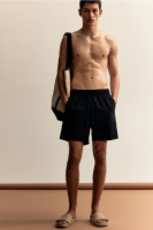 Badeshorts aus Seersucker CHF 19.95