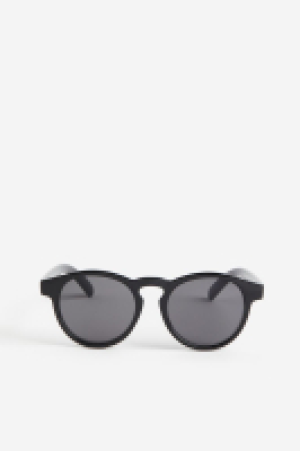 Ovale Sonnenbrille CHF 6.95