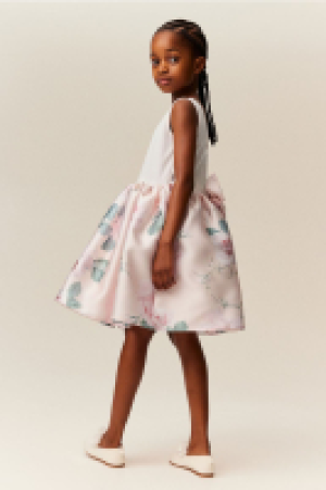 HM  Kleid mit ausgestelltem Jupe