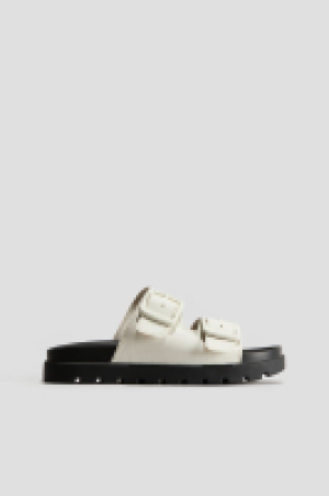 HM  Chunky Sandalen mit zwei Riemen