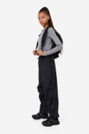 HM  Winddichte Fallschirmhose